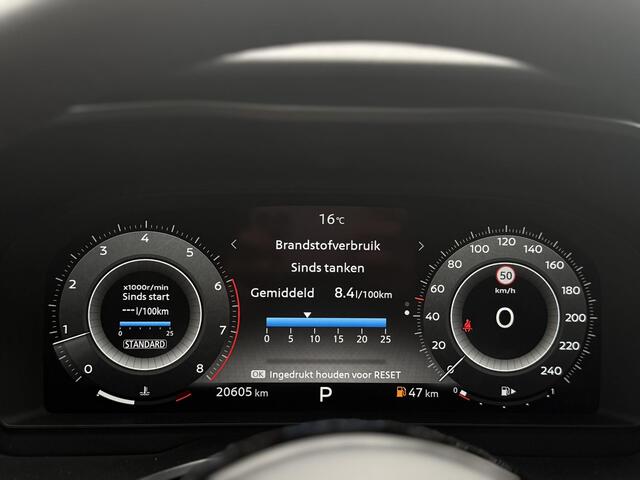 Nissan QASHQAI 1.3 MHEV Xtronic N-Connecta l Pano l HUD l Electrische Klep l 360 Camera