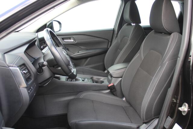 Nissan QASHQAI 1.3 MHEV Business Access 360 camera l Dodehoek sensor l Keyless entry l Stoelverwarming l AppleCarPlay/AndroidAuto l Navi l Airco l Cruise control