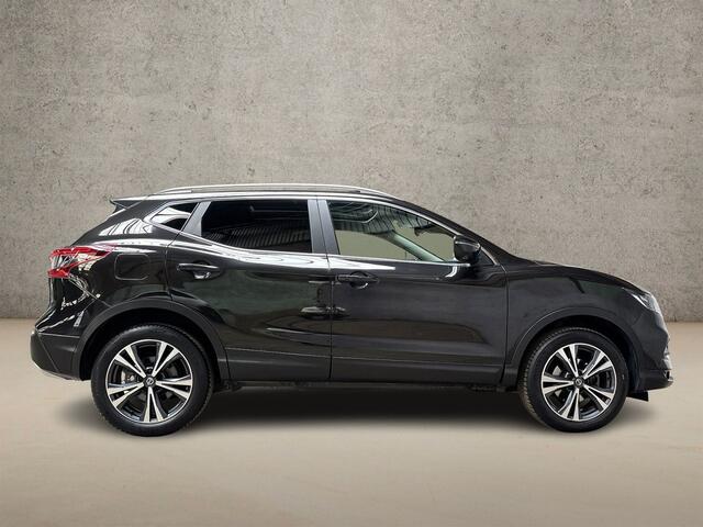 Nissan QASHQAI 1.2 N-Connecta (PANORAMADAK, NAVIGATIE, 360 CAMERA, GETINT GLAS, KEYLESS, SPORTSTOELEN, CRUISE, PARKEERSENSOREN, NIEUWE APK, NIEUWSTAAT)