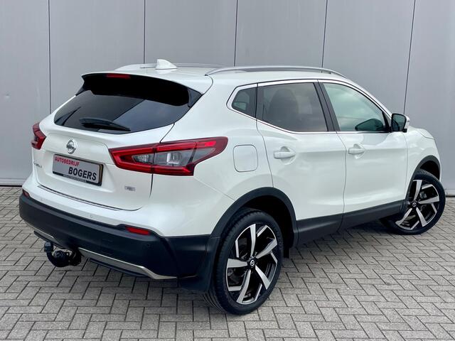 Nissan QASHQAI 1.3 DIG-T 140 Pk Tekna Navigatie, Panoramadak, Half Leder, 19"Lm, Trekhaak, Climate Control, Cruise Control, LED