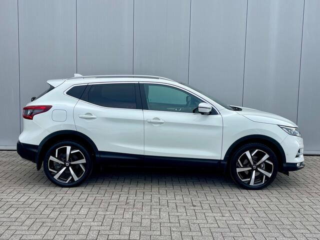Nissan QASHQAI 1.3 DIG-T 140 Pk Tekna Navigatie, Panoramadak, Half Leder, 19"Lm, Trekhaak, Climate Control, Cruise Control, LED