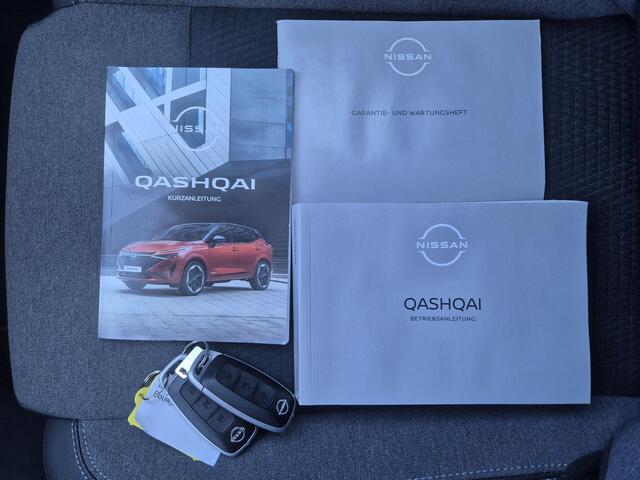 Nissan QASHQAI 1.3 MHEV Xtronic N-Connecta / Facelift Model / Fabrieksgarantie tot 04-2028<100.000 / Trekgewicht 1800 kg / Cold Pack & Pack Easy / Panorama dak / Head Up Display / Elektrische achterklep / Adaptief cruise control / Rondomzicht camera /
