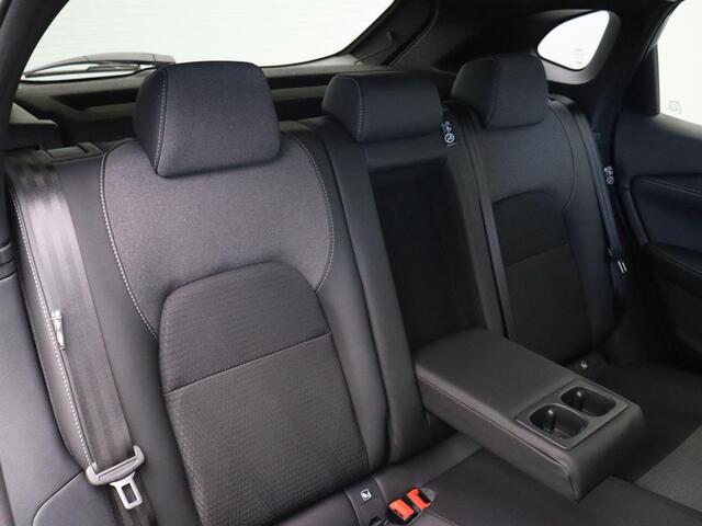 Nissan QASHQAI 158pk MHEV Xtronic N-Connecta | Stuur, Voorruit en Stoelverwarming | 1800kg Trekgewicht | Keyless Entry | Google Integratie | All Season Banden |