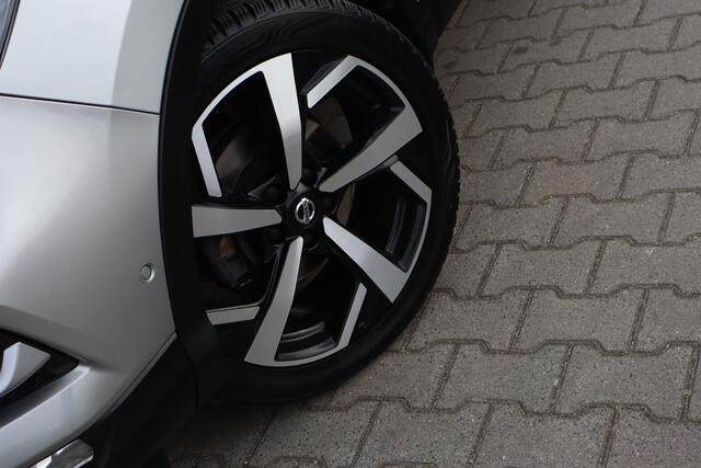 Nissan QASHQAI 1.3 DIG-T Tekna | Trekhaak | Pano | 360 Camera |