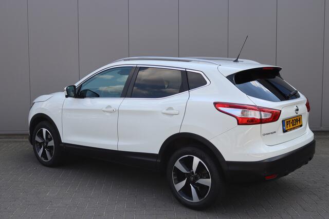 Nissan QASHQAI 1.2DIG-T 116PK Automaat N-Connecta Pano-dak/Stoelverwarming/Camera/Navigatie
