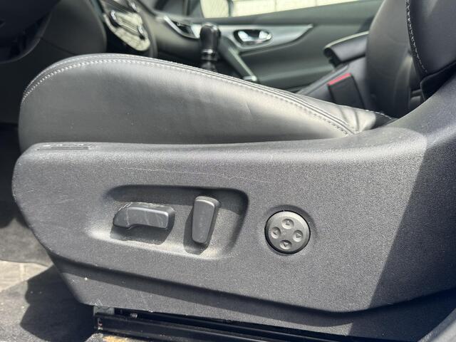 Nissan QASHQAI 1.3 DIG-T Tekna + | Panoramadak | Apple CarPlay / Android Auto | Stoelverwarming |