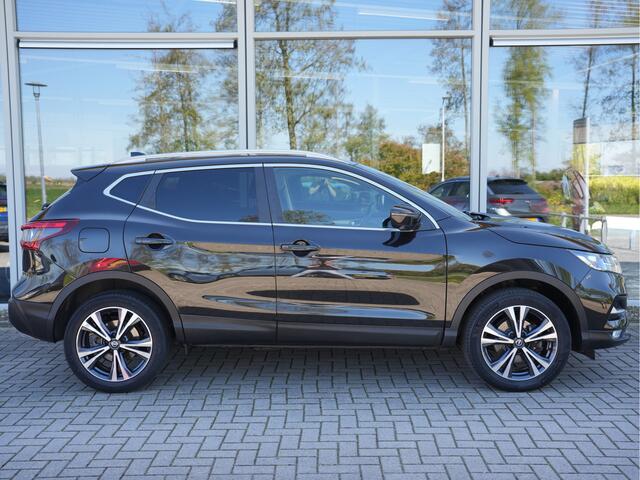 Nissan QASHQAI 1.3 DIG-T N-Connecta | Pano | Navi | Clima | Cruise