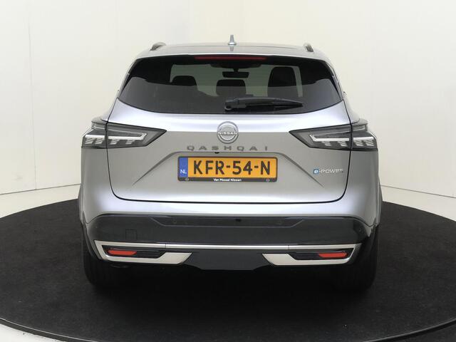 Nissan QASHQAI 1.5 e-Power Tekna Plus Black pack Dakrails, onderste sierlijst en onderrand raamomlijsting zwart gewrapped