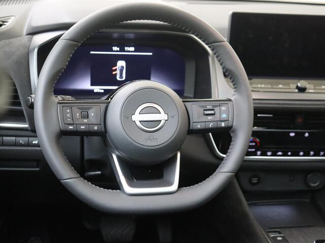 Nissan QASHQAI 1.5 e-Power Tekna Plus Black pack Dakrails, onderste sierlijst en onderrand raamomlijsting zwart gewrapped