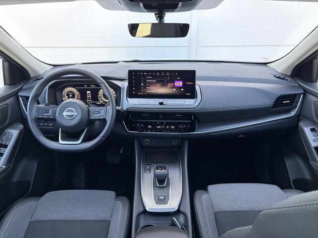 Nissan QASHQAI 1.3 MHEV Xtronic N-Connecta Automaat / Facelift Model / Fabrieksgarantie tot 04-2028<100.000 / Trekgewicht 1800 kg / Cold Pack & Pack Easy / Panorama dak / Head Up Display / Elektrische achterklep / Adaptief cruise control / Rondomzicht camera /