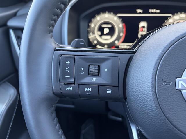 Nissan QASHQAI 1.3 MHEV Xtronic N-Connecta Automaat / Facelift Model / Fabrieksgarantie tot 04-2028<100.000 / Trekgewicht 1800 kg / Cold Pack & Pack Easy / Panorama dak / Head Up Display / Elektrische achterklep / Adaptief cruise control / Rondomzicht camera /