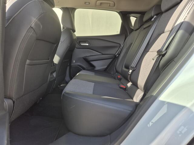 Nissan QASHQAI 1.5 e-Power N-Connecta / Facelift Model / Rondomzicht camera / Apple Carplay Android Auto / Draadloze telefoon lader / Adaptief cruise control / Climate control / Keyless Entry/Start / Parkeersensoren voor en achter /