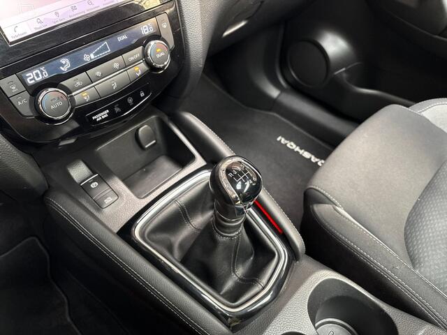 Nissan QASHQAI 1.3 DIG-T N-Connecta 140Pk (PANORAMADAK, APPLE CARPLAY, NAVIGATIE, 360 CAMERA, GETINT GLAS, SPORTSTOELEN, KEYLESS, TREKHAAK, CRUISE, NIEUWSTAAT)