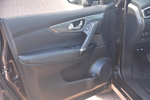 Nissan QASHQAI 1.3 DIG-T Business Edition | Navigatie | 360 camera | Leer | Panoramadak | NL auto!! |