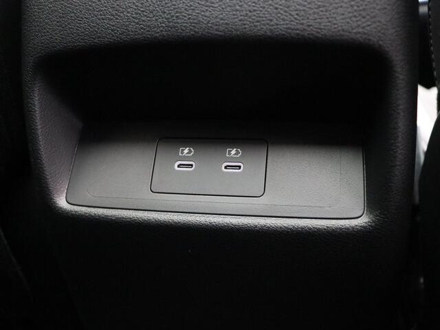 Nissan QASHQAI 1.3 MHEV Xtronic Tekna Plus | 20 Inch Velgen | Bose Audio | Lederen Bekleding | 1800kg Trekgewicht | All Season Banden |