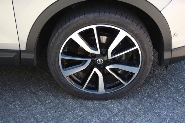 Nissan QASHQAI 1.2 TEKNA, Panoramadak, 360 gr Camera, Leer, Stoelverw,