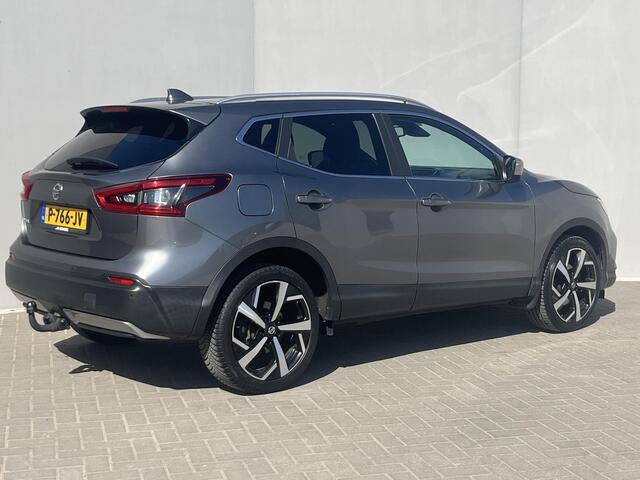 Nissan QASHQAI 1.3 DIG-T Tekna + / Dealeronderhouden / Trekhaak (1.500kg trekgewicht) / Panoramadak / Navigatie / Apple Carplay Android / Leder / Camera 360° / 19" Licht Metalen wielen /