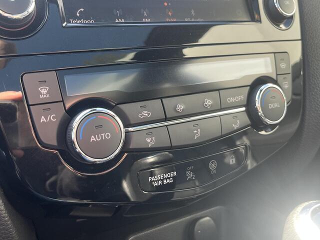 Nissan QASHQAI 1.3 DIG-T Tekna + / Dealeronderhouden / Trekhaak (1.500kg trekgewicht) / Panoramadak / Navigatie / Apple Carplay Android / Leder / Camera 360° / 19" Licht Metalen wielen /