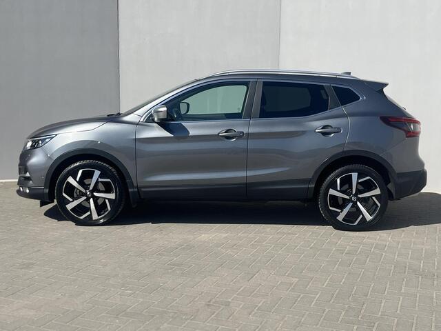 Nissan QASHQAI 1.3 DIG-T Tekna + / Dealeronderhouden / Trekhaak (1.500kg trekgewicht) / Panoramadak / Navigatie / Apple Carplay Android / Leder / Camera 360° / 19" Licht Metalen wielen /