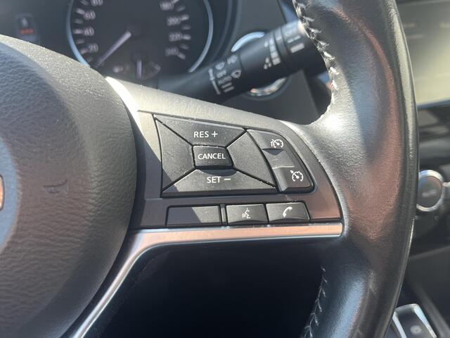 Nissan QASHQAI 1.3 DIG-T Tekna + / Dealeronderhouden / Trekhaak (1.500kg trekgewicht) / Panoramadak / Navigatie / Apple Carplay Android / Leder / Camera 360° / 19" Licht Metalen wielen /