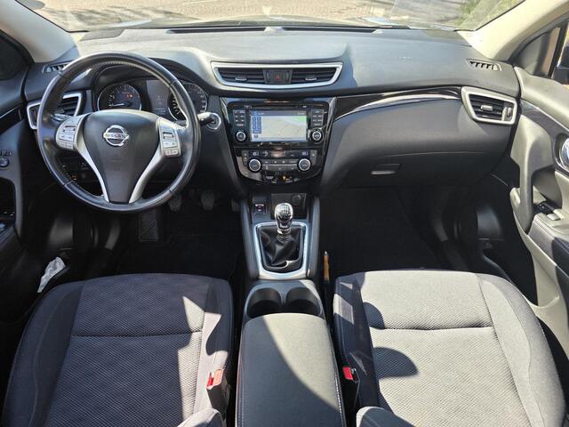 Nissan QASHQAI 1.2 N-Connecta Design Pack