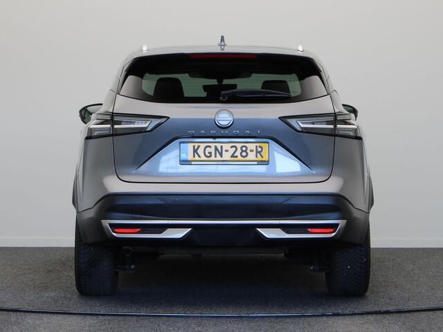 Nissan QASHQAI 1.3 MHEV Xtronic N-Connecta | Panoramadak | Pilot Assist | Elektrische achterklep | Head-up Display | Stoel, stuur en voorruit verwarming | Rondomzicht camera |