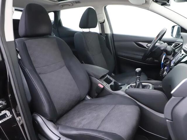 Nissan QASHQAI 1.2 Business Edition Gratis Afleverpakket! | Achteruitrijcamera | Panoramadak |