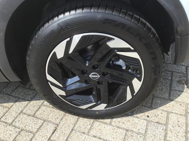 Nissan QASHQAI 1.3 MHEV 158 Xtronic Business Executive Design Pack Electr.A.Klep