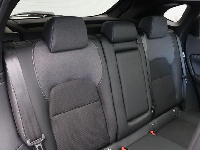 Nissan QASHQAI 1.3 MHEV Xtronic N-Connecta | Head-up | Elektrisch achterklep | stoel-stuur & stoelverwarming | 1800 kg trekgewicht | panoramadak |