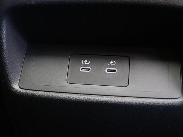 Nissan QASHQAI 1.3 MHEV Xtronic N-Connecta | Head-up | Elektrisch achterklep | stoel-stuur & stoelverwarming | 1800 kg trekgewicht | panoramadak |