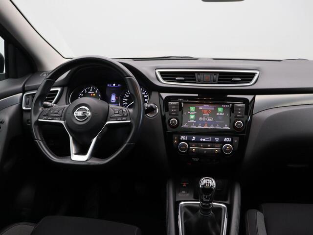 Nissan QASHQAI 1.3 DIG-T N-Connecta | Panorama dak | Trekhaak | 360 Camera | 1500KG trekgewicht |