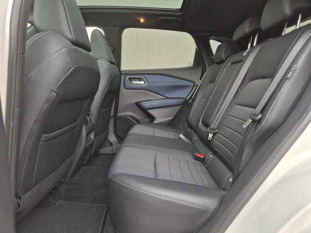 Nissan QASHQAI 1.3 MHEV Xtronic Tekna / Cold Pack & Design Pack / Trekgewicht 1800 kg / Head Up Display / Panoramadak / Stuur- Stoel & Voorruit verwarming / Rondomzicht camera / Adaptief cruise control / Elektrische achterklep / Apple Carplay Android Auto /