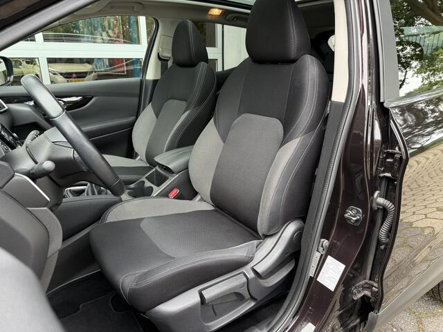 Nissan QASHQAI 1.3 DIG-T Design Edition / Trekhaak/ Panoramadak