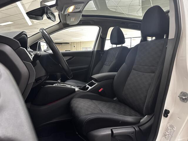 Nissan QASHQAI 1.2 N-Connecta/ Automaat!/ Pano-Dak!/ 18''LMV/ LED Dagrijverl./ Keyless/ DAB+/ Clima/ Navi/ Cruise/ Bluetooth/ Multi.LEDER.Stuur/ Elek.Pakket/ Isofix/ PDC V+A.