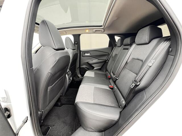 Nissan QASHQAI 1.3 MHEV Xtronic N-Connecta / Facelift Model / Trekgewicht 1800 kg / Cold Pack & Pack Easy / Panorama dak / Head Up Display / Elektrische achterklep / Adaptief CC / Camera 360° / 18" LM wielen All Season banden /
