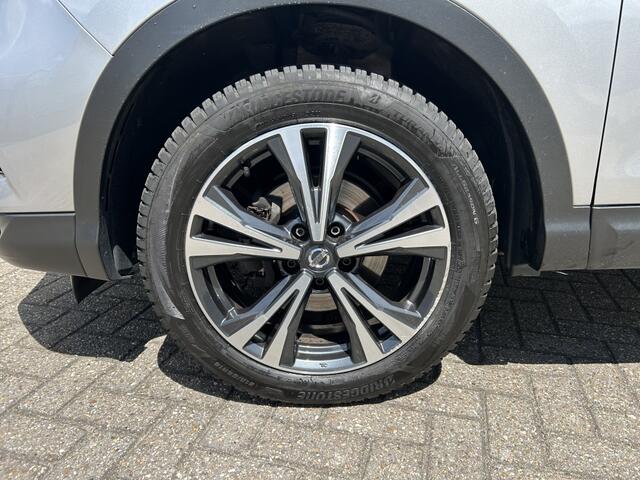 Nissan QASHQAI 1.2 N-Connecta PANO NAVI TREKHAAK CRUISE.