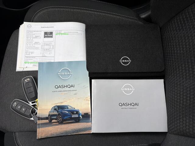Nissan QASHQAI 1.3 MHEV N-Connecta / All-season banden / Trekhaak 1800kg geremd / Panorama dak / Apple Carplay/Android Auto / Navigatie / Airco /