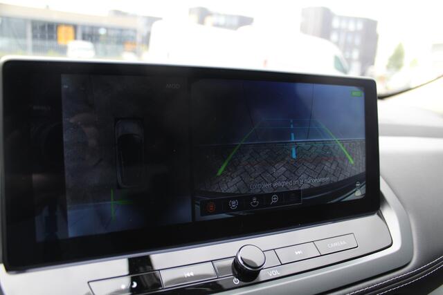 Nissan QASHQAI 1.3-158pk MHEV Xtronic N-Connecta AUTOMAAT ! Trekgewicht 1.800kg ! Navigatie, Cruise Cntrl, Autm. airco dual, Camera 360gr., Stoel- en stuurwielverw., Dodehoek assist, LED verl. etc.