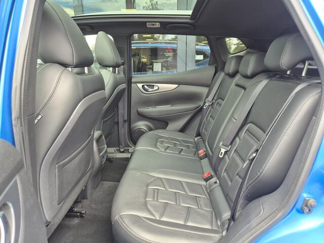 Nissan QASHQAI 1.3 DIG-T Tekna + | Panoramadak | Leder | Trekhaak | Allseason banden |