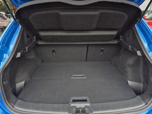 Nissan QASHQAI 1.3 DIG-T Tekna + | Panoramadak | Leder | Trekhaak | Allseason banden |