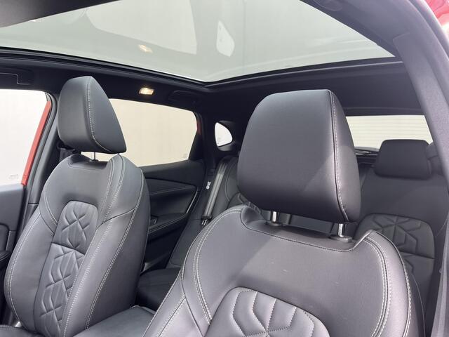 Nissan QASHQAI 1.3 MHEV Xtronic Tekna / Panoramadak / Bestuurderstoel Met Geheugen / Adaptief Cruise Control / 1800kg trekken / Elektr. Achterklep / Apple Carplay&Android Auto / Stuur-. Stoel en Voorruit Verwarming / Head-Up Display / Sfeerverlichting /