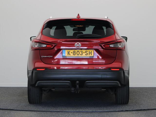Nissan QASHQAI 140pk DIG-T Design Edition | Panoramadak | Rondomzicht Camera | Trekhaak | Volledig Abd Onderhouden |