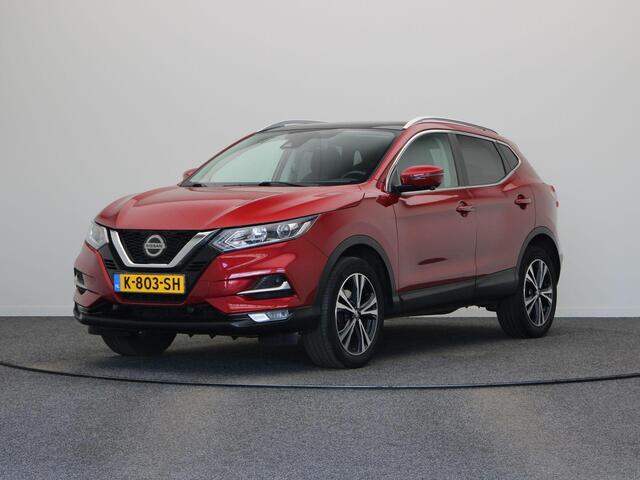 Nissan QASHQAI 140pk DIG-T Design Edition | Panoramadak | Rondomzicht Camera | Trekhaak | Volledig Abd Onderhouden |