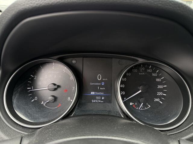 Nissan QASHQAI 1.3 DIG-T N-Connecta 140PK | Panoramadak | 360 graden camera | Cruise Control | Navigatie | Carplay