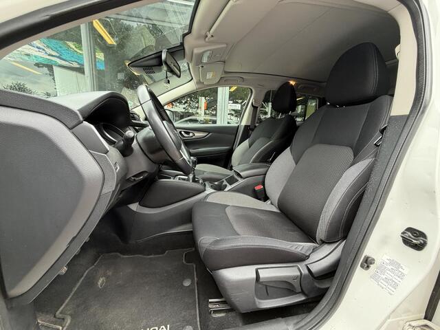 Nissan QASHQAI 1.3 DIG-T N-Connecta 140PK | Panoramadak | 360 graden camera | Cruise Control | Navigatie | Carplay