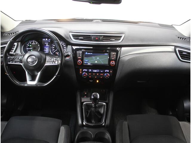 Nissan QASHQAI 1.2 N-Connecta CLIMATE | 360CAMERA | DAB | CRUISE | LED | PDCV+A | PANODAK | LMV18