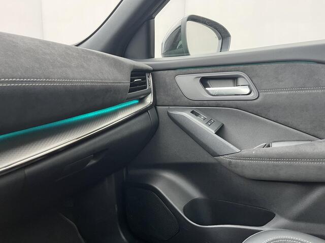 Nissan QASHQAI 1.5 e-Power N-Design / Adaptief Cruise Control / Apple Carpllay&Android Auto / Panorama Dak / Leder&Alcantara Bekleding / Navigatie / Stoel-, Stuur Verwarming / 360 Camera / Parkeersensoren /