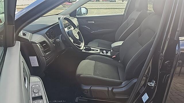 Nissan QASHQAI 1.5 e-Power Black Edition / Panoramadak / Navigatie / Stoelverwarming / Camera