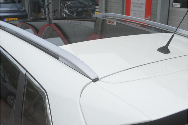 Nissan QASHQAI 1.6 Tekna trekhaak 12 mnd. gar.