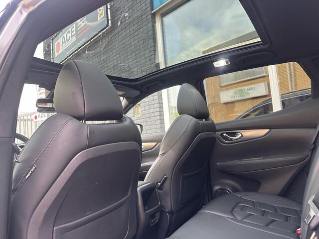 Nissan QASHQAI 1.3 DIG-T Tekna+ Automaat Trekhaak Panoramadak RIJKLAAR